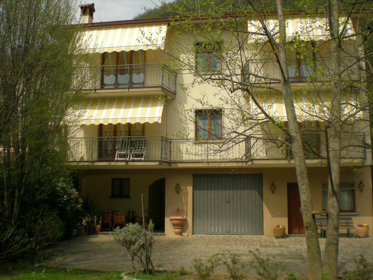 Casa Vacanze Donatella Carenno Eksteriør billede